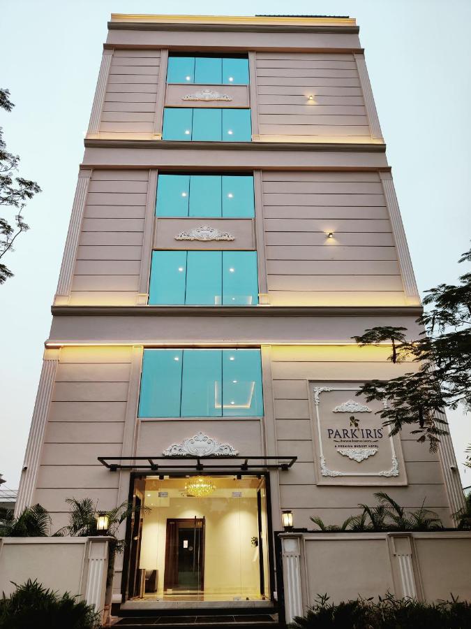 Park Iris Hotels, Bharathi Nagar Vijayawāda エクステリア 写真